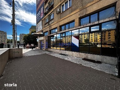 Spatii comerciale de la 38mp la 550mp, centru, Piata Unirii, Iasi