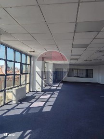 Spațiu de birouri de închiriat (etaj 4) în P-ta Mihai Viteazul