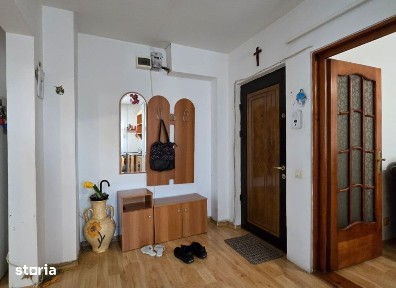 Apartament 2 camere Alexandru cel Bun, 54 metri, etaj 1 Cod:162224