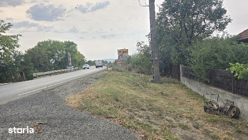 Vand casa S+P, Simeria jud. Hunedoara, zona Soseaua Nationala nr. 1A