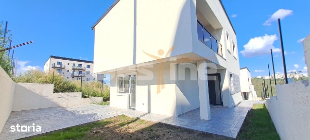 Casă individuală cu 4 camere și teren de 450 mp - Rediu