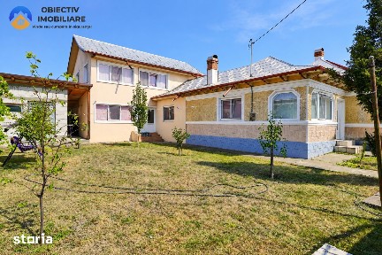 Casa P+E 257 mp, teren 538 mp, Roznov