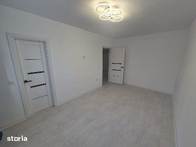 Garsoniera in ansamblul Dorobantilor, etaj 2.