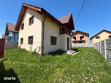 Oportunitate de investitie: Casa individuala - 4 camere, teren 300 mp