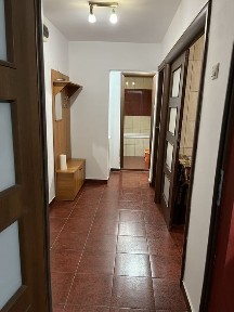 Apart 2 camere de închiriat!