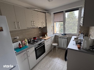 Apartament 2 camere, izolat, centrala proprie, Centru Suceava