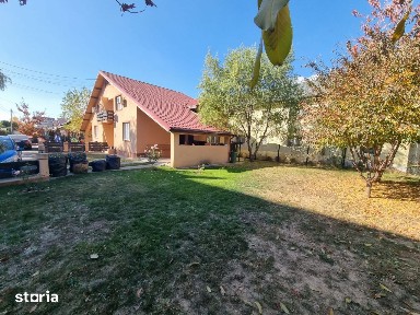 Inchiriere Casa 3 camere, curte proprie, zona Albert, Ploiesti
