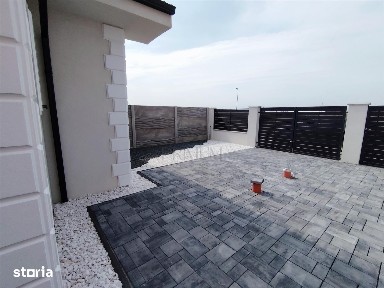 Duplex pe parter - zona linistita - personalizare interioara
