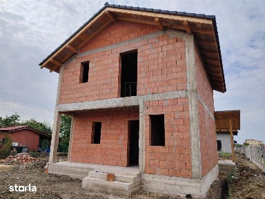 CASA INDIVIDUALA - LANGA ASFALT - FINISAJE LA CERERE