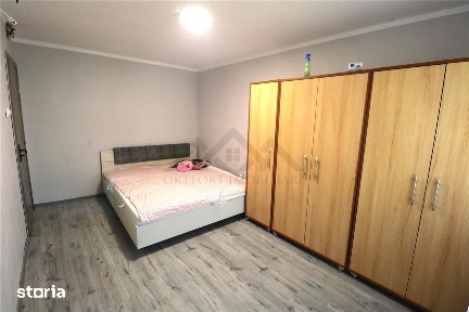Apartament 3 camere, 2 dormitoare, centrala proprie, decomandat, zona
