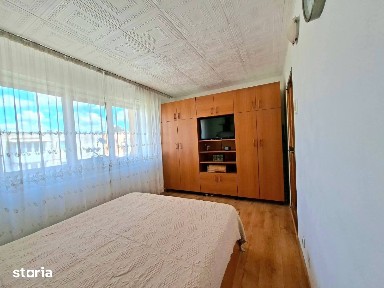 Apartament 2 camere,Craiovița,bloc izolat,centrală proprie