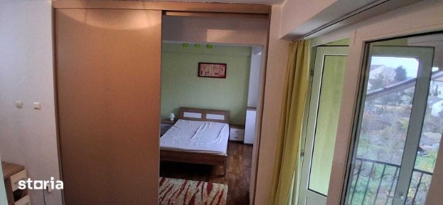 Chirie apartament central: 2 camere pe doua nivele etaj 4+mansarda