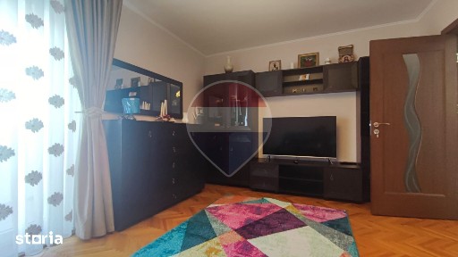 Apartament 3 camere de închiriat în zona Calea Aradului