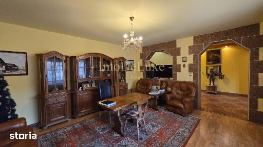 Casa individuala, teren 290 mp, 238 mp utili, 3 terase, garaj, Gherla