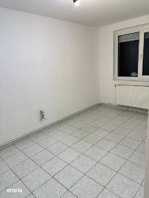 Spațiu comercial de închiriat - zonă ITM, Baia Mare | Acces propriu, z