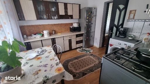 Ap 2 camere etaj 2 Rogerius