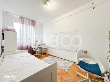 Apartament cu 3 camere de vanzare cartierul Grigorescu zona O.Ghibu