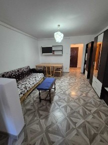 Garsoniera spatioasa, Soarelui