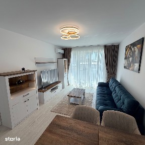 Inchiriez apartament cu 2camere, loc de parcare si boxa la Maurer