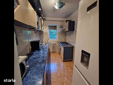 Apartament 3 camere etaj 1 persoana f Apartament 3 camere etaj 1