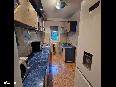 Apartament 3 camere etaj 1 persoana fizica