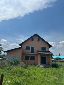 Casa de vanzare - Roznov, Slobozia