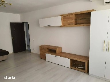Apartament 3 camere Metrou 1 Decembrie loc parcare inclus in pret