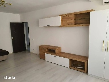 Apartament 3 camere Metrou 1 Decembrie loc parcare inclus in pret