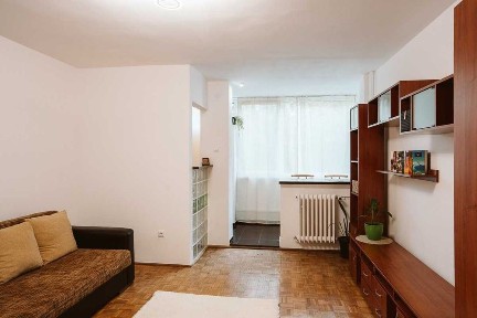 Garsonieră spațioasă 32 mp | Etaj 2 | Aleea Detunata | Iulius Mall
