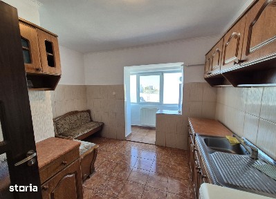 Apartament 2 camere decomandat - zona centrală, Carei | Etaj 3