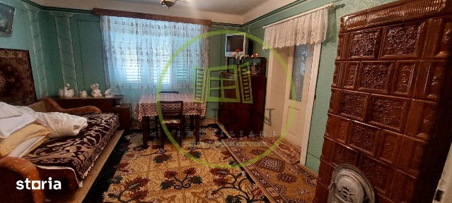 Casa 4 camere cu teren de 1429mp spre vanzare in Altina.