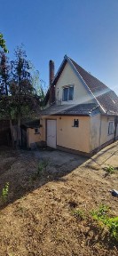Vand urgent casa 4 camere