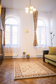 Proprietar, inchiriez apartament 2 camere, decomandat, Centru- Teatrul Dramatic