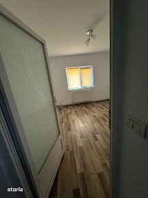 Vand Apartament 3 camere Pers Fizica
