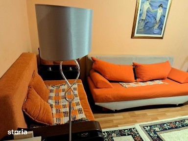 Vanzare apartament parter in cu 2 camere si balcon extins