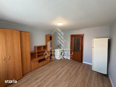Garsoniera de vanzare renovata, etaj 3, zona Buziasului, Timisoara