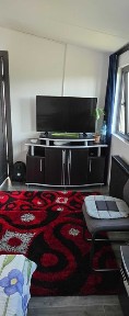 Inchiriez garsoniera Dambul Rotund, strada Caprioarei nr.3, 54mp cu 2 camere living bucatarie baie, toate renovateutilata full.