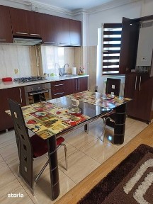 Vand apartament cu 3 camere decomandat, ultracentral,Slobozia Ialomita