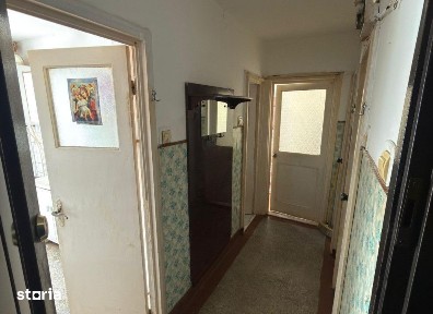 Apartament 2 camere Podu Ros, 50 metri, etaj 2 Cod:162285