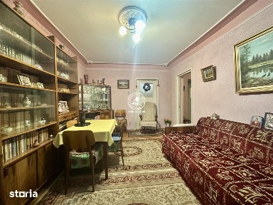 Apartament 3 camere de vanzare Centru