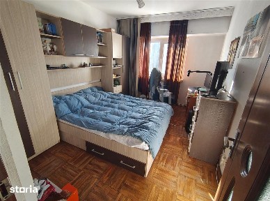 99mp - Etaj intermediar - Apartament 4 camere Nicolina zona Rond Vechi