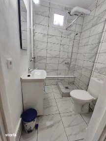 Inchiriez apartament central