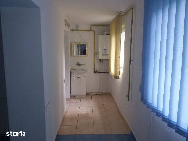Apartament 3 camere pentru locuit sau birou