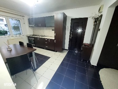 Apartament cu 3 camere, 2 bai, Micro 16