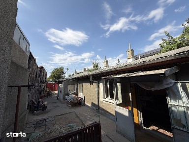 De vânzare casa zona islaz Super PRET