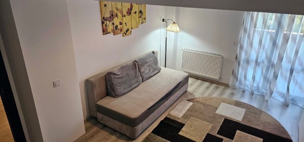 Apartament cu o camera de închiriat