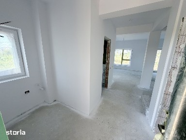 Casă Duplex P+1+M 6 Camere | Curte 116 MP | 2 Parcări | Metrou 1,9 KM