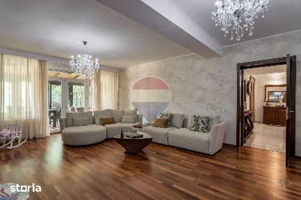 Vilă renovată P+1+M | Foișor vitrat, grădină și jacuzzi