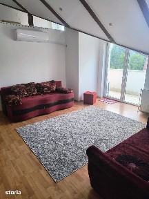Apartament 3 camere in zona Colina