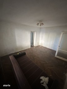 Apartament 3 camere Tractorul,-parc,parter,liber,95000 Euro